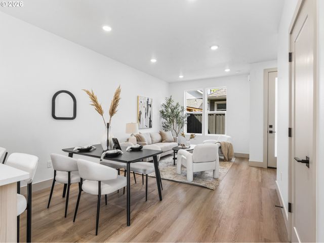8659 Se 15th Ave, Portland, OR 97202