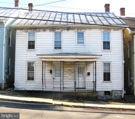 24 AND 26 E ORANGE ST, Shippensburg, PA 17257