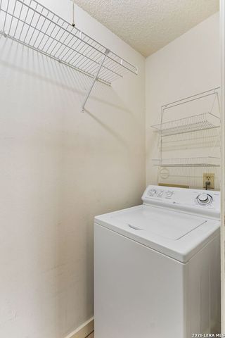 3130 Stoney Grv, San Antonio, TX 78247