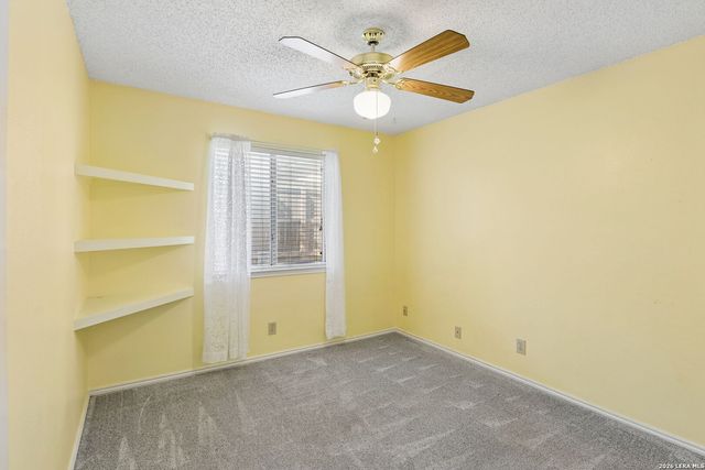 3130 Stoney Grv, San Antonio, TX 78247