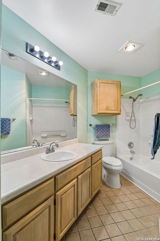 3130 Stoney Grv, San Antonio, TX 78247
