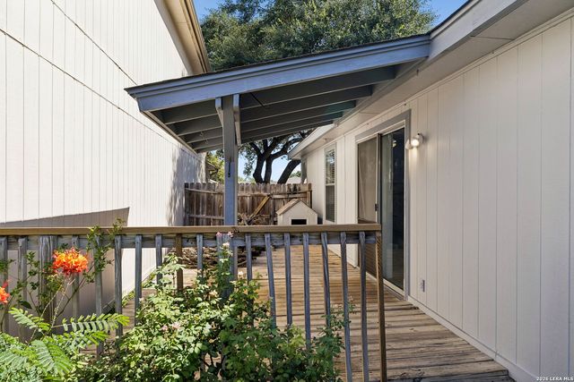 3130 Stoney Grv, San Antonio, TX 78247