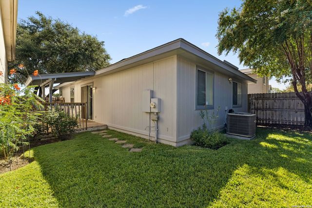 3130 Stoney Grv, San Antonio, TX 78247