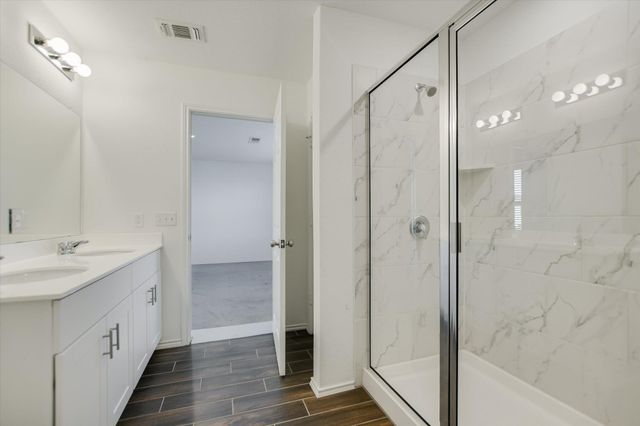 661 Pickrell LOOP, Liberty Hill, TX 78642