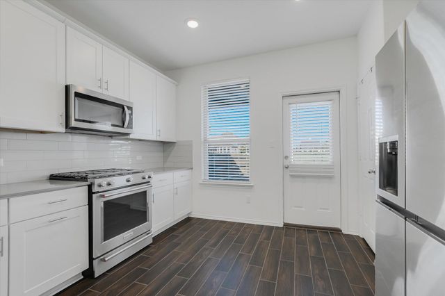 661 Pickrell LOOP, Liberty Hill, TX 78642