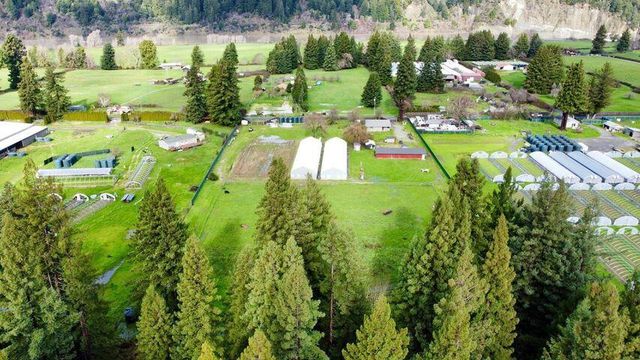 926 Holmes Flat Road, Redcrest, CA 95569