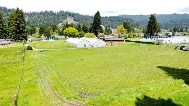 926 Holmes Flat Road, Redcrest, CA 95569