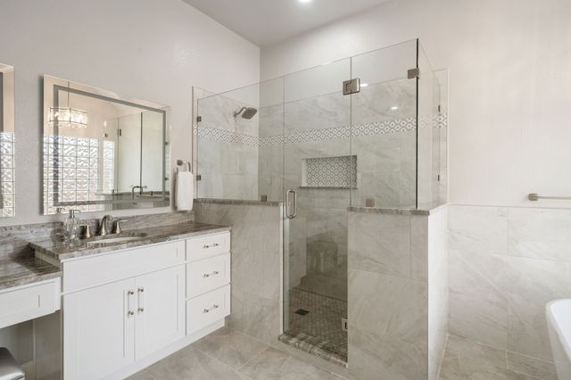 616 Honeysuckle Hollow, Southlake, TX 76092