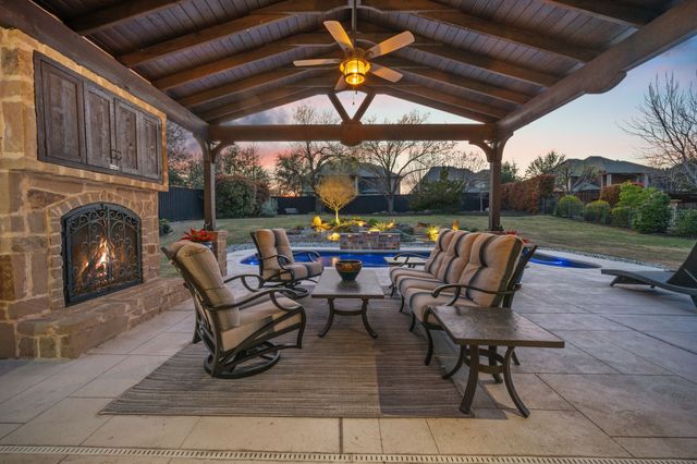 616 Honeysuckle Hollow, Southlake, TX 76092