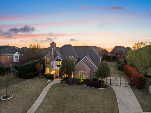616 Honeysuckle Hollow, Southlake, TX 76092