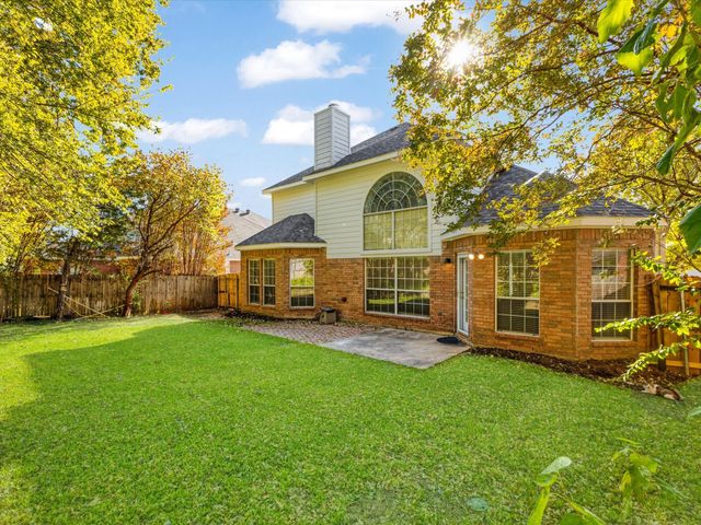 1622 Stratford Drive, Mansfield, TX 76063