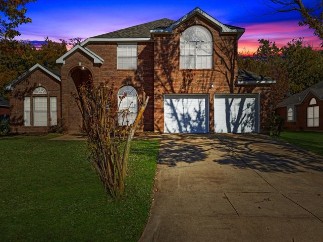 1622 Stratford Drive, Mansfield, TX 76063