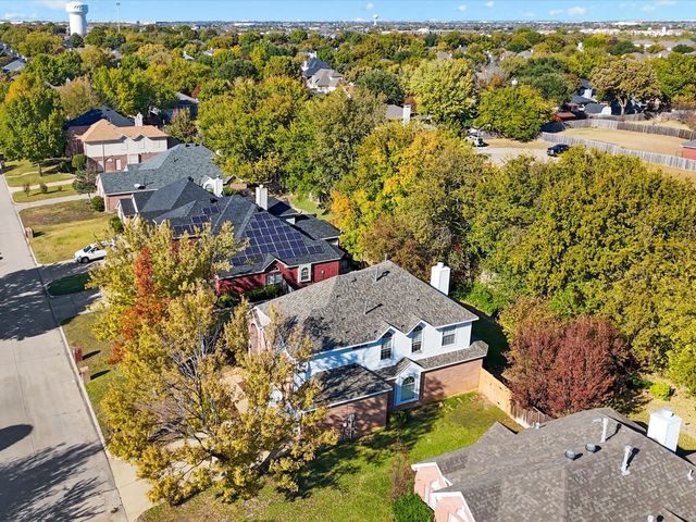 1622 Stratford Drive, Mansfield, TX 76063