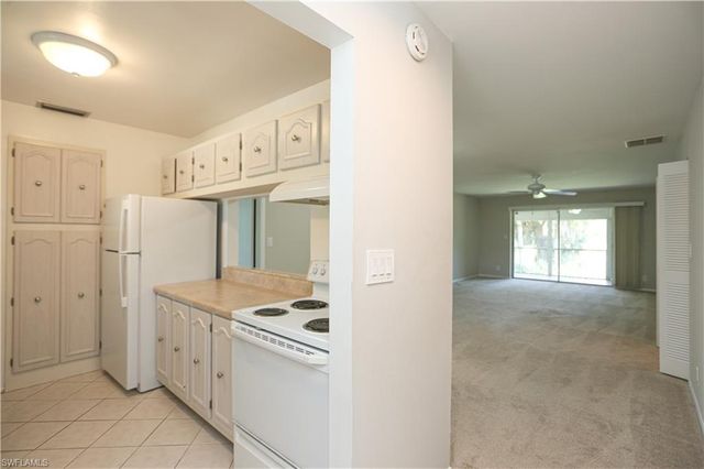 221 Cypress WAY E 201, Naples, FL 34110