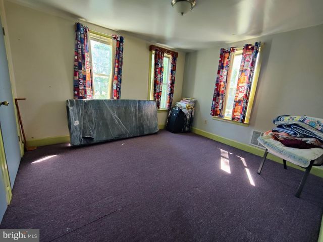 859 N 32ND ST, Camden, NJ 08105