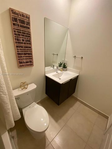 4745 NW 84th Ct 14, Doral, FL 33166