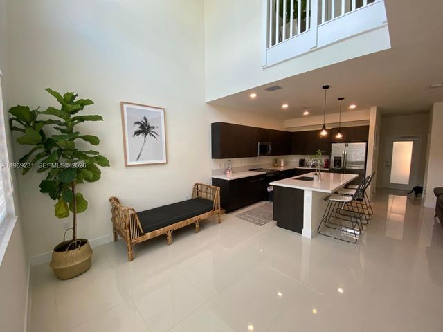 4745 NW 84th Ct 14, Doral, FL 33166