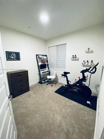 4745 NW 84th Ct 14, Doral, FL 33166