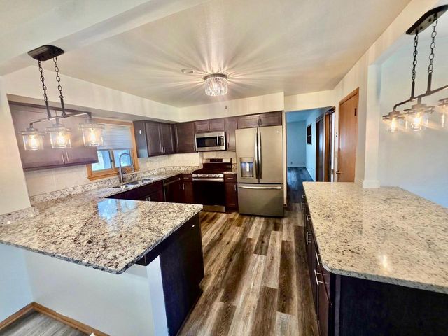 4380 N 143rd STREET, Brookfield, WI 53005