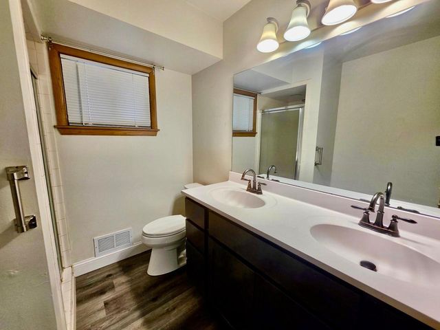 4380 N 143rd STREET, Brookfield, WI 53005
