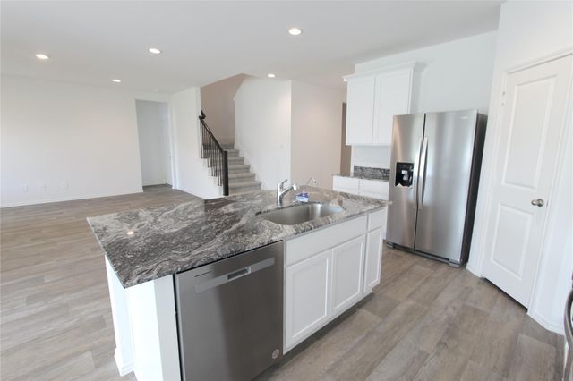 2909 Bur Landing Lane, Richmond, TX 77469