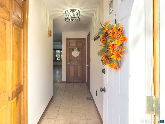 804 Sand Stone Drive 804, South Windsor, CT 06074