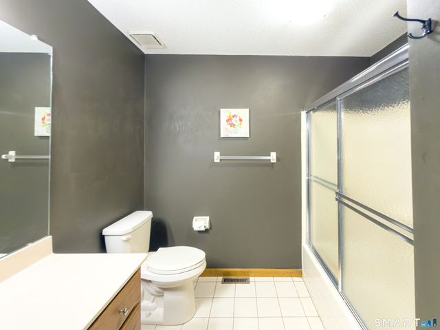 804 Sand Stone Drive 804, South Windsor, CT 06074