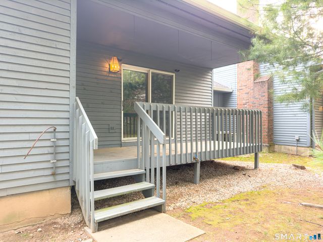 804 Sand Stone Drive 804, South Windsor, CT 06074