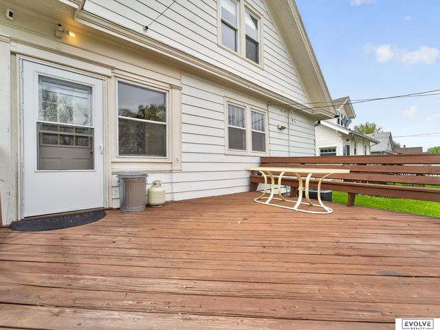 310 4th Street, Yutan, NE 68073