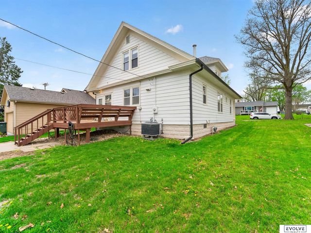 310 4th Street, Yutan, NE 68073