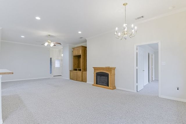 131 Crestridge Drive, Cedar Hill, TX 75104