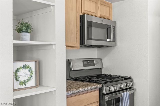 6500 West Lake Mead Boulevard 227, Las Vegas, NV 89108