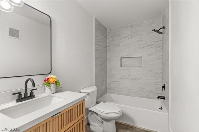 6500 West Lake Mead Boulevard 227, Las Vegas, NV 89108