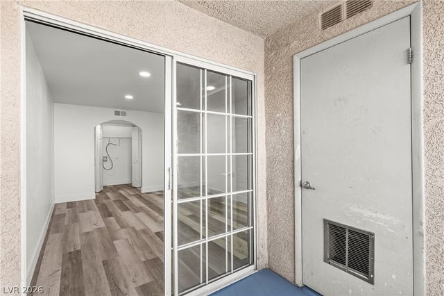 6500 West Lake Mead Boulevard 227, Las Vegas, NV 89108