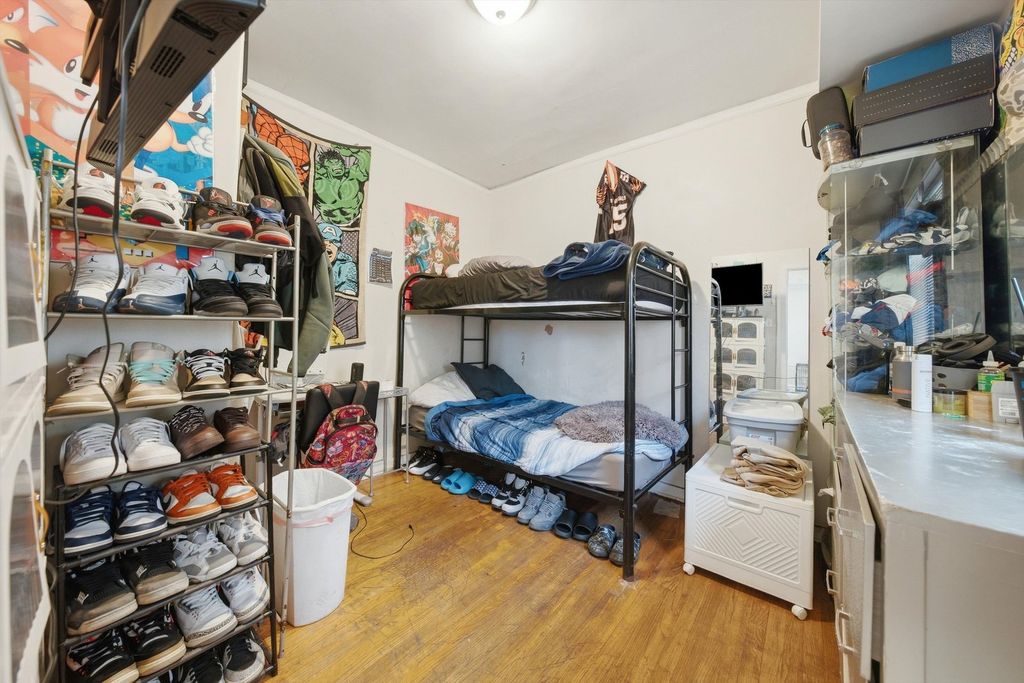7932 S Kingston Avenue, Chicago, IL 60617 — photo 4