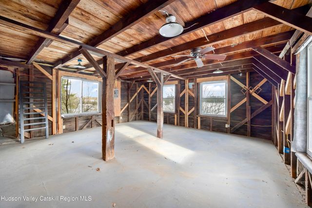 85 Eastern Parkway, Germantown, NY 12526