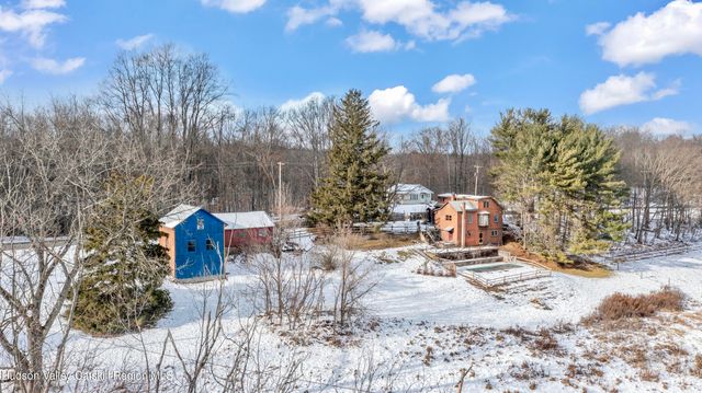 85 Eastern Parkway, Germantown, NY 12526