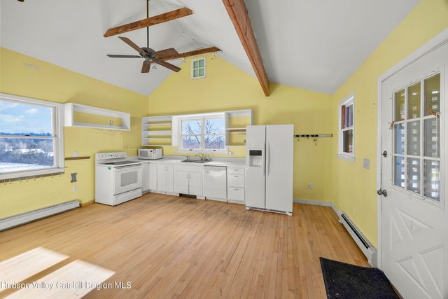 85 Eastern Parkway, Germantown, NY 12526