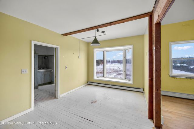 85 Eastern Parkway, Germantown, NY 12526