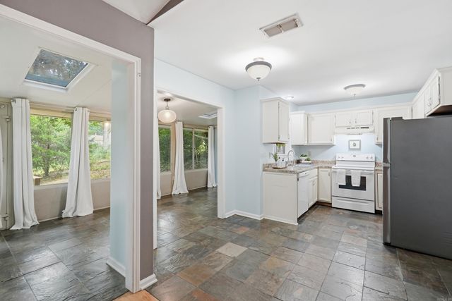 132 Point West Circle, Little Rock, AR 72211