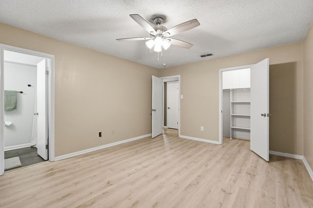 132 Point West Circle, Little Rock, AR 72211