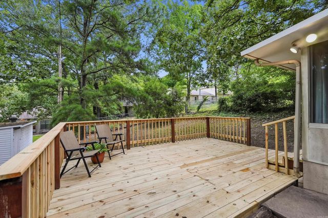 132 Point West Circle, Little Rock, AR 72211