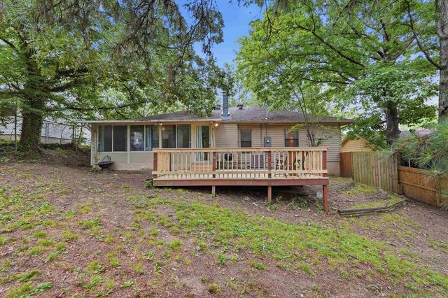 132 Point West Circle, Little Rock, AR 72211