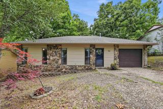 132 Point West Circle, Little Rock, AR 72211