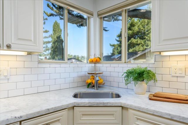 12 CRANFIELD Avenue, San Carlos, CA 94070