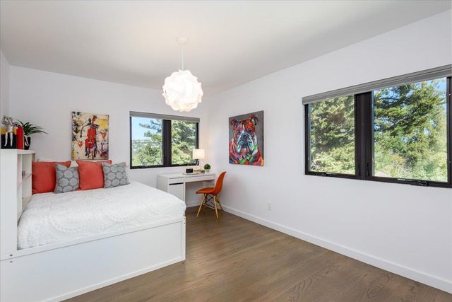 12 CRANFIELD Avenue, San Carlos, CA 94070