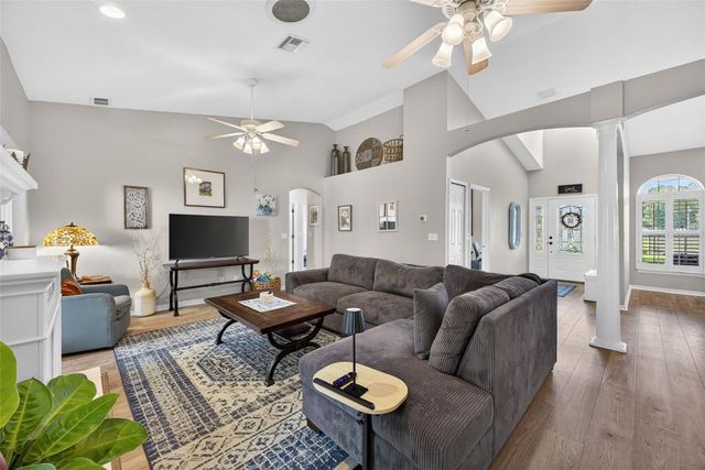 26243 TROON AVENUE, Mount Plymouth, FL 32776