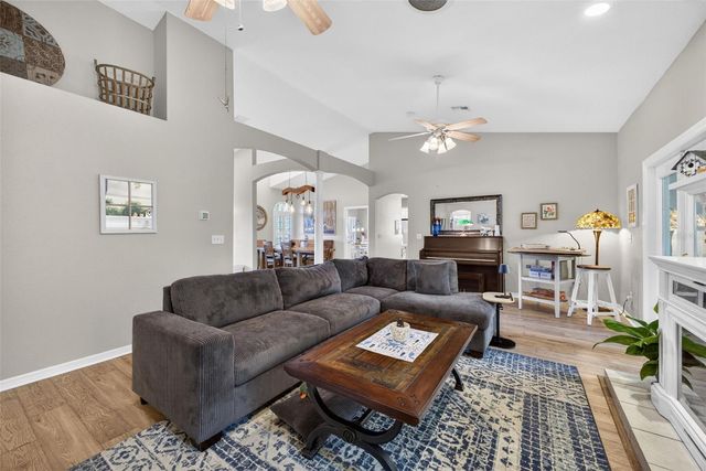 26243 TROON AVENUE, Mount Plymouth, FL 32776