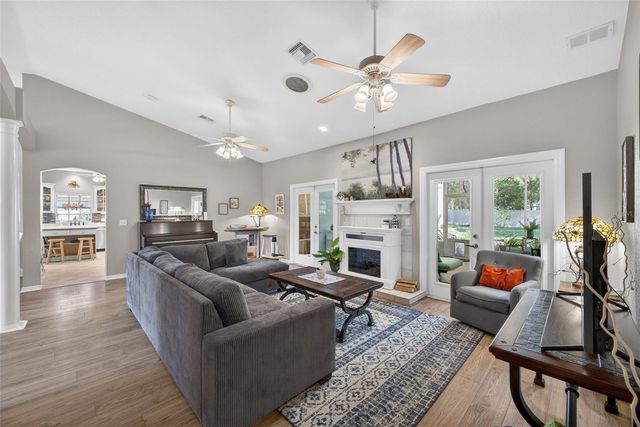 26243 TROON AVENUE, Mount Plymouth, FL 32776