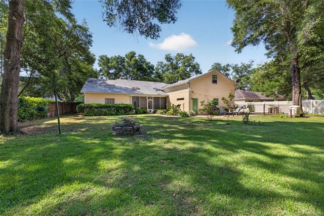 26243 TROON AVENUE, Mount Plymouth, FL 32776